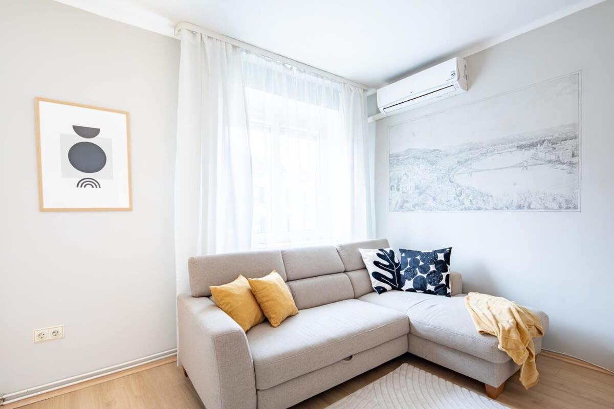 Central - Comfy - Sunny 布达佩斯 外观 照片